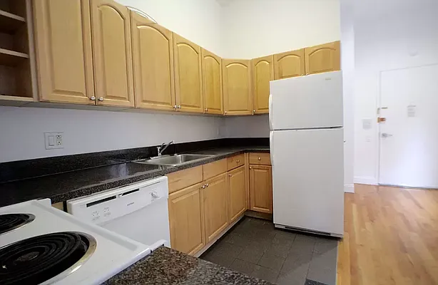 Rented by Corcoran | media 5