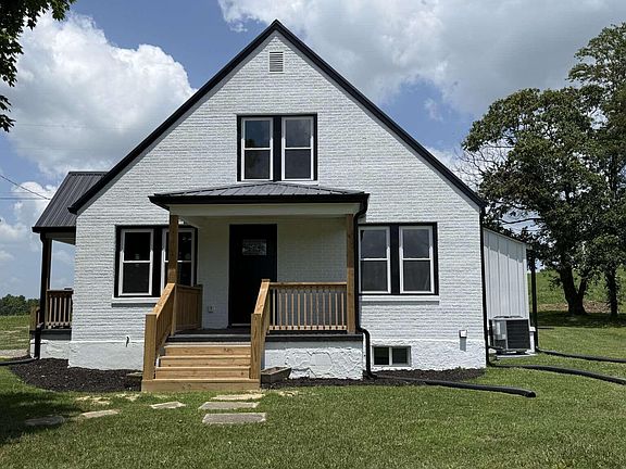 2nd image of 130 Christine Rd