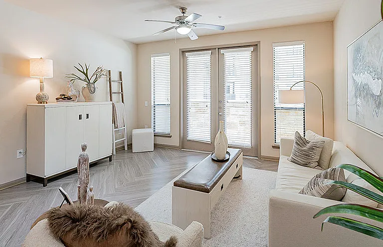 The Residences at Pearland Town Center Apartments — Photo 5