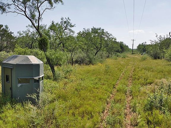 4th image of 24715 N Us Highway 377