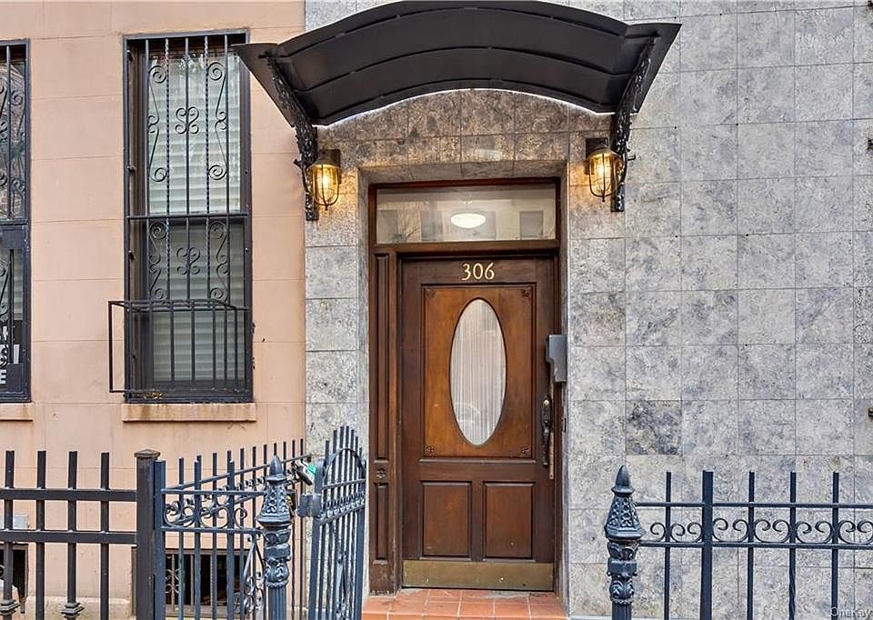 1st image of 306 E 105th St APT 4B