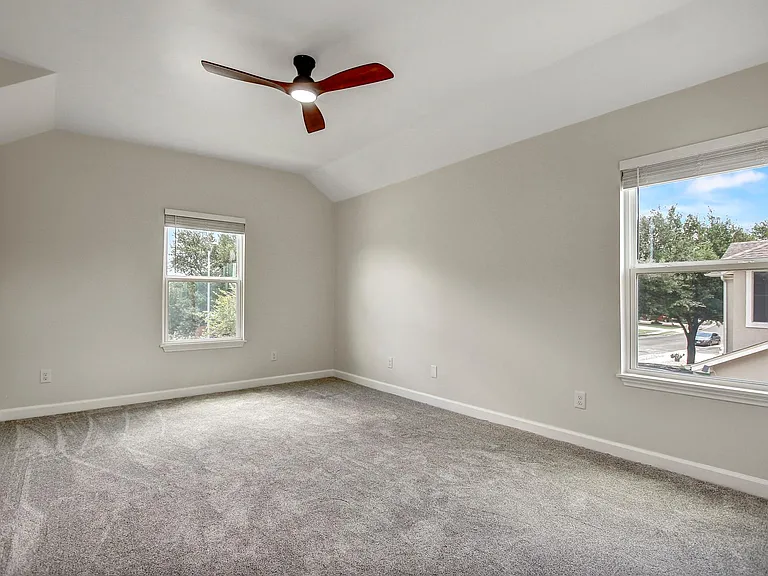 309 Camperdown Elm Dr — Photo 14