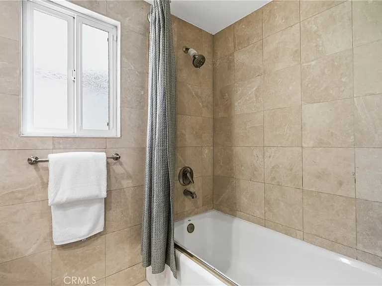 5347 Cangas Dr — Photo 37