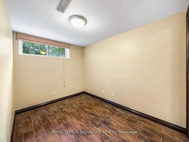 21 Broadlands Blvd — Photo 28