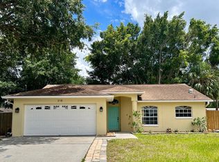 218 Maple Ave, Palm Harbor, FL 34684