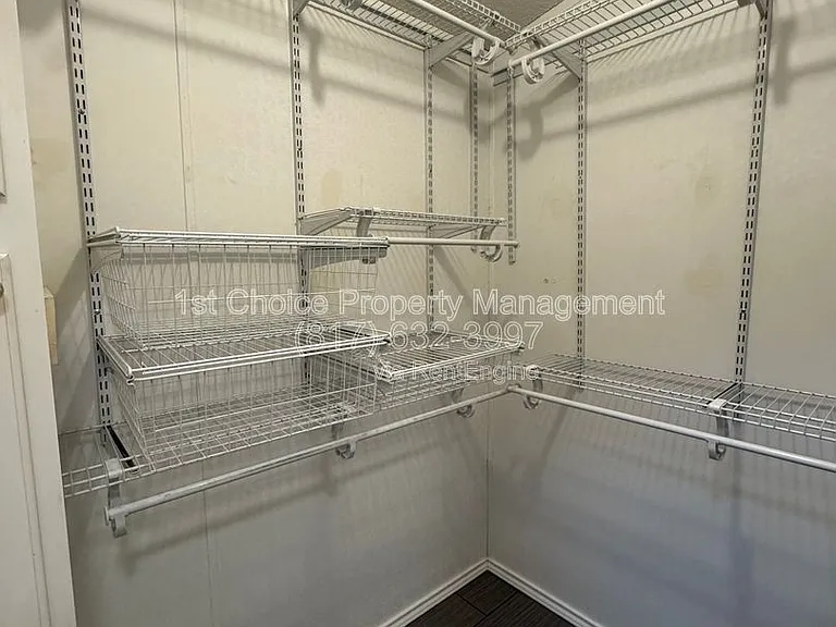 197 Private Road 4652 — Photo 36