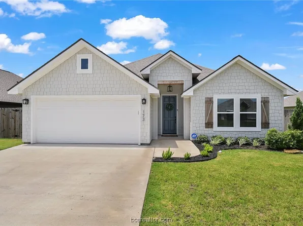 173 Brazos Bnd, Snook, TX 77879