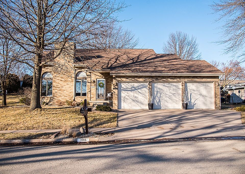 1st image of 3065 Castle Woods Ln