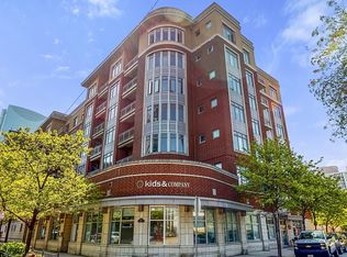 657 W Fulton St UNIT 201, Chicago, IL 60661
