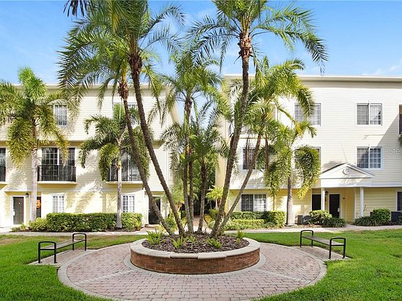 4th image of 9837 Meadow Field Cir