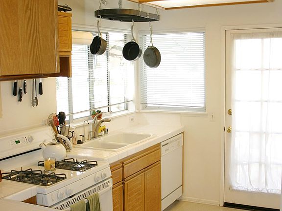 5th image of 23947 Arroyo Park Dr Unit 178