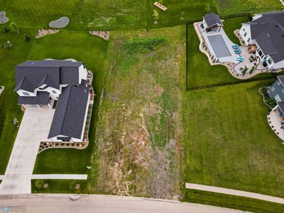 2408 McLeod Dr E, West Fargo, ND, 58078