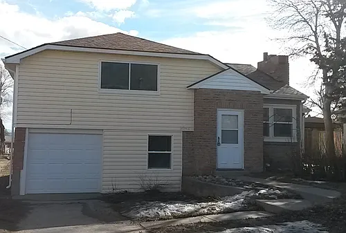 3042 Beech Ave Photo 1