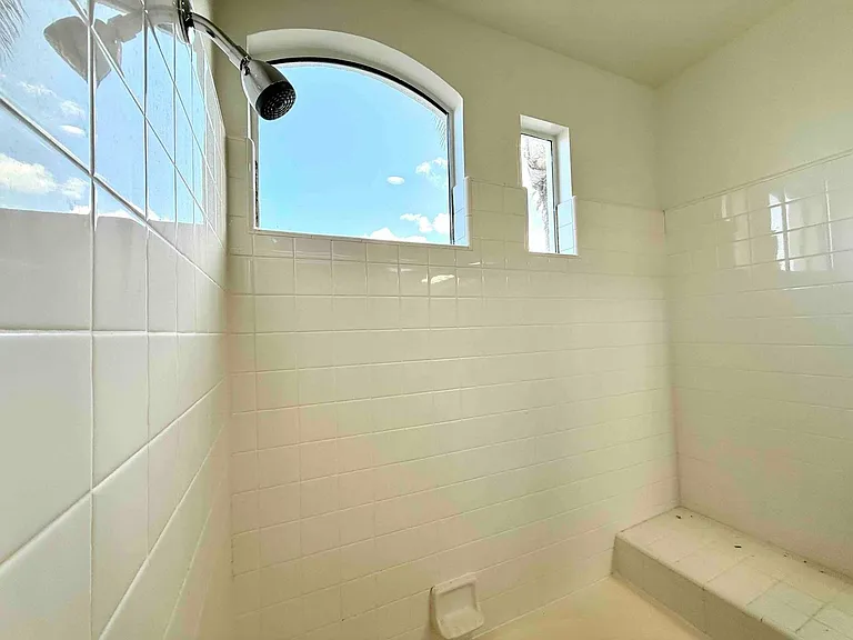 26009 Frampton Ave — Photo 26