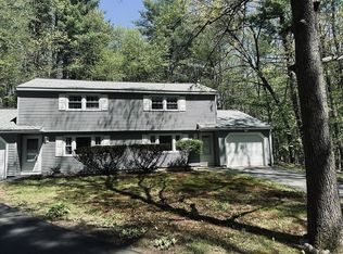 15B Deerwood Dr #B, Amherst, NH 03031