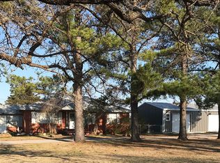 183980 N 2800 Rd, Comanche, OK 73529