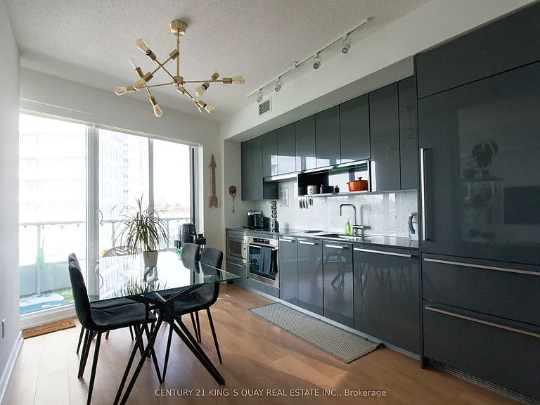 117 McMahon Dr #607 — Photo 2