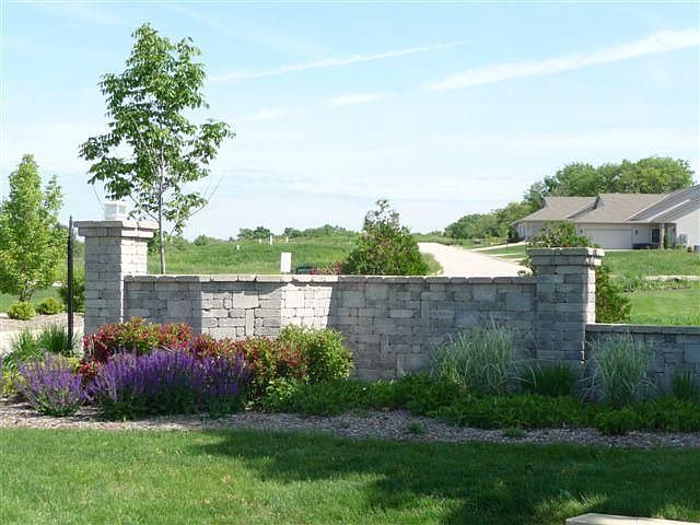 Entrance - The Settlement of Rochester