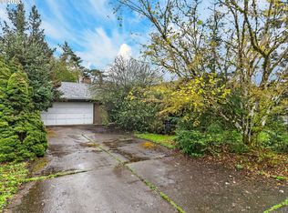 17700 Arbor Ln, Lake Oswego, OR