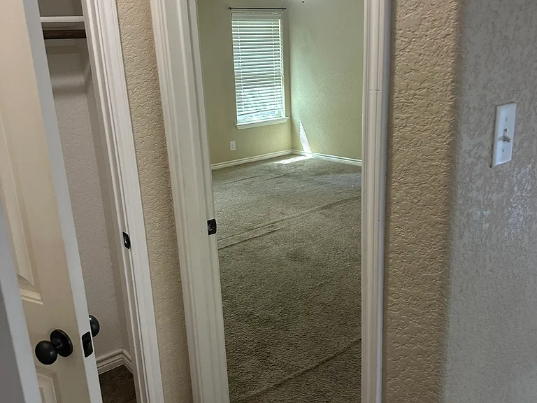 703 W Gemini Ln — Photo 7