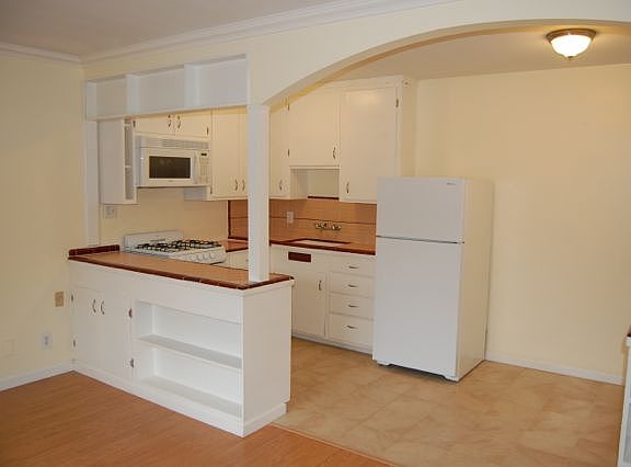 2nd image of 2408 P St #5
