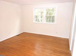 308 Colonial Dr, Wallingford, PA 19086