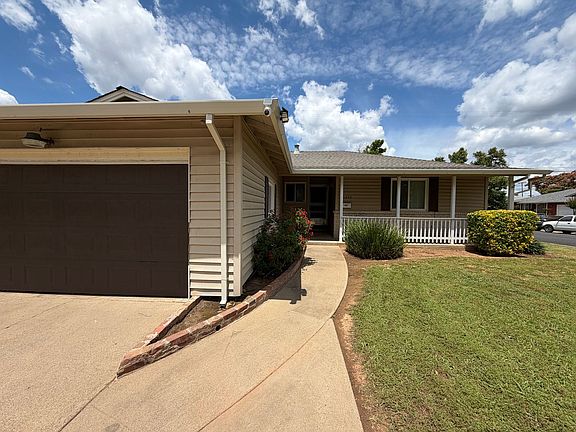 2nd image of 10495 Malaga Way