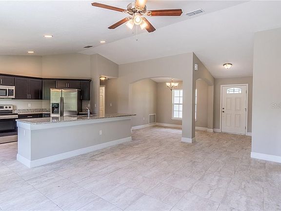 5th image of 516 Koala Dr