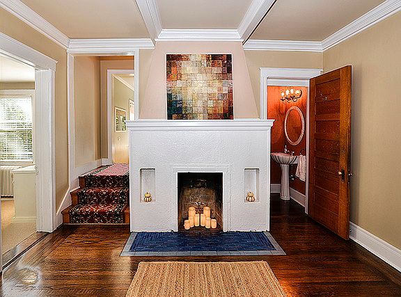 3rd image of 752 Foxdale Ave #1860