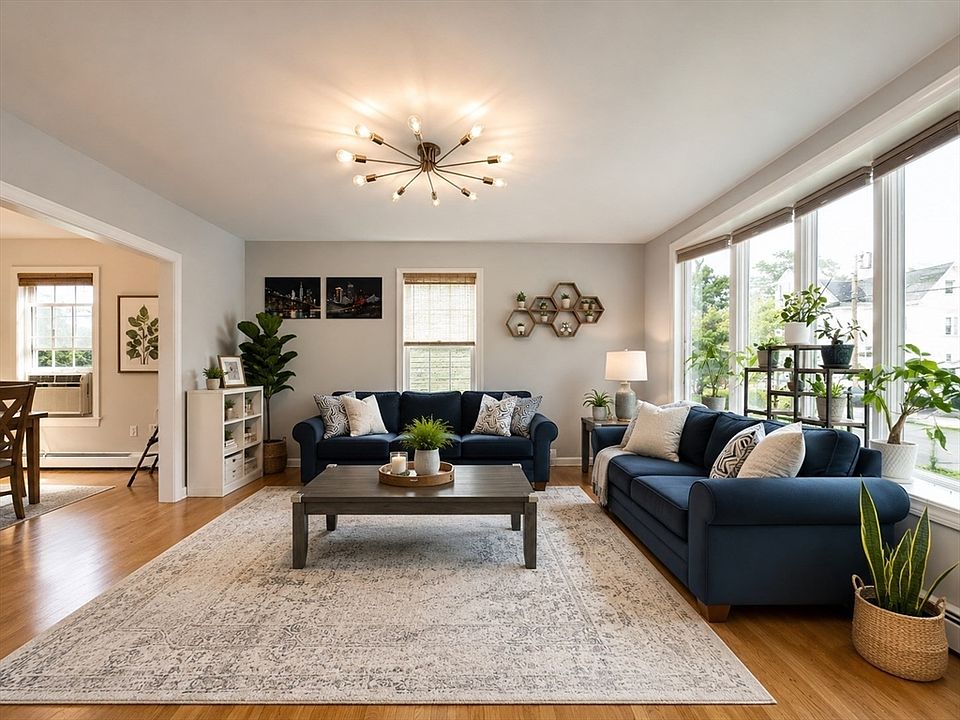 1st image of 70 Pine Grove Ave