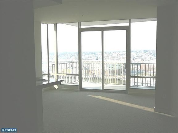 4th image of 105 Christina Lndg APT 1706