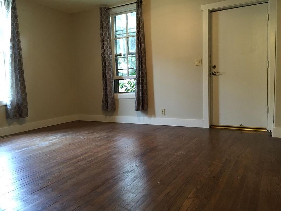 LIving room, front door