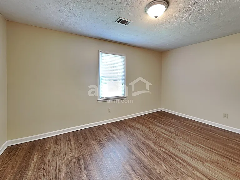 2835 Shane Dr — Photo 14