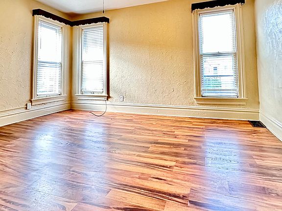 2nd image of 325 E Chicago St Floor 2