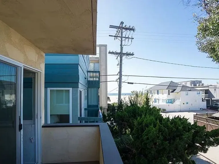 16 Reef St — Photo 18