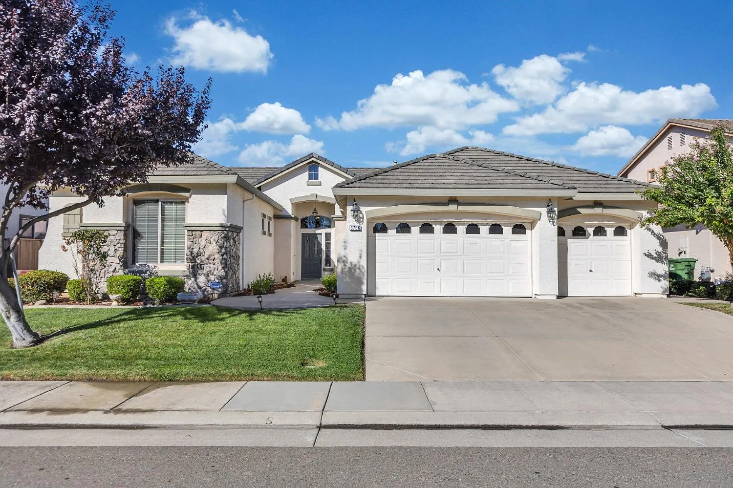 9766 Altman Way photo 1