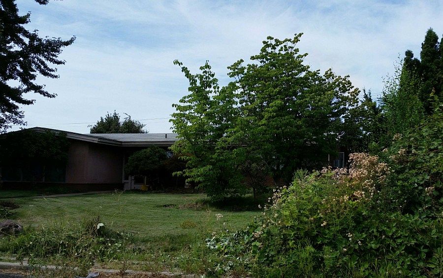 180 Kamiakin Ave, Wapato, WA 98951 Zillow