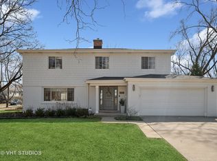 1834 Stockton Dr, Northfield, IL 60093