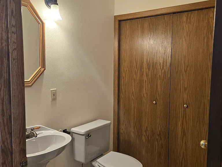 Woodland Dr — Photo 13