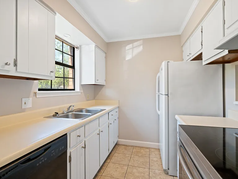 7250 Hilburn Rd #3A — Photo 5