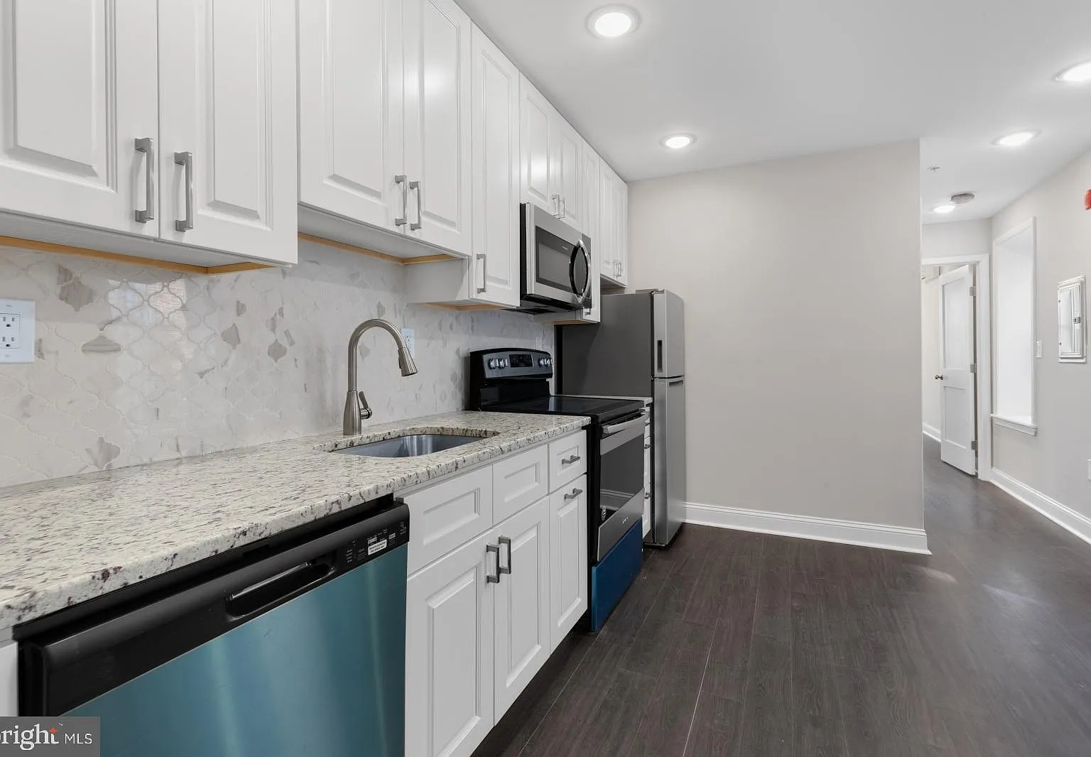 1 bed, $1,395 — Photo 1