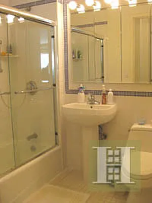 Rented by Halstead Real Estate | media 20