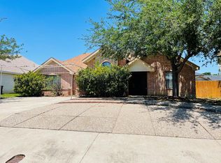 2275 Willow Ridge Dr, Eagle Pass, TX 78852