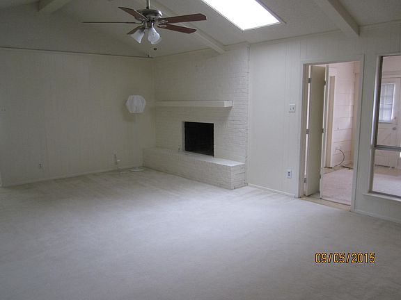 5th image of 1632 Centenary Dr