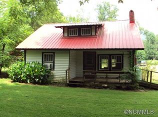 53 Topeka Dr, Sylva, NC 28779