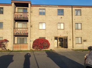 Village Court, Revere, MA 02151