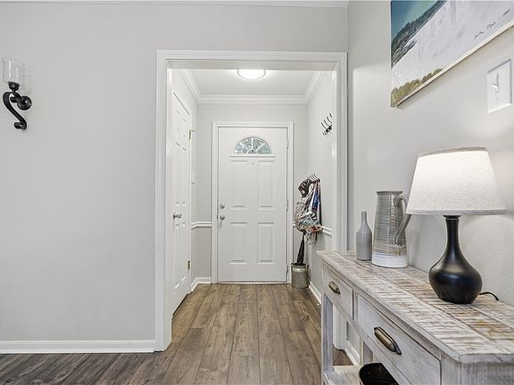 4th image of 2908 Durango Ct