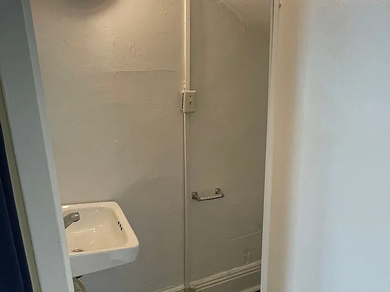 2717-19 Milan St #2717 — Photo 6