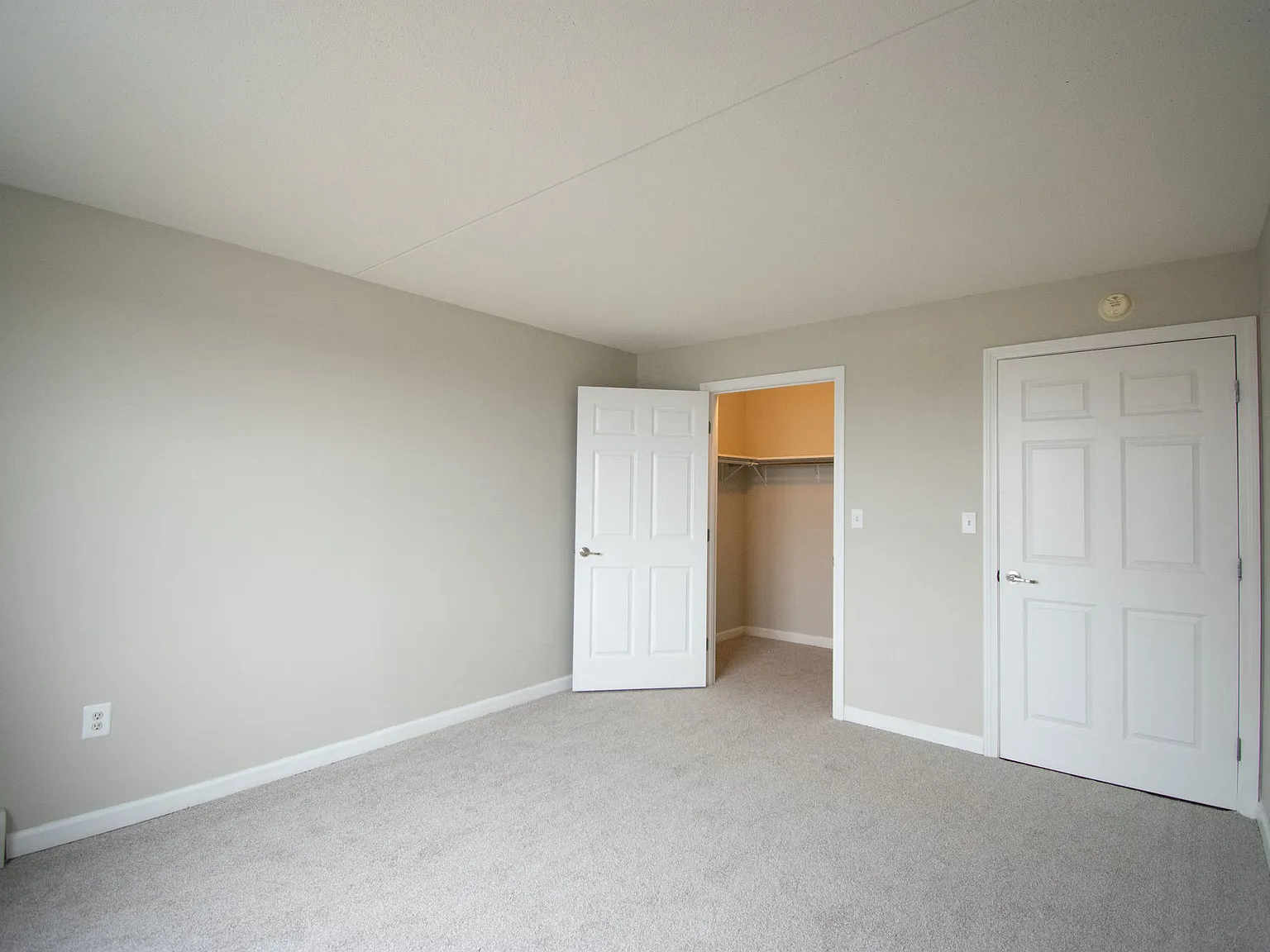 Cloverleaf Apartments — Photo 3