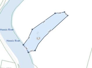 96 Bevis Rd, Schaghticoke, NY 12154